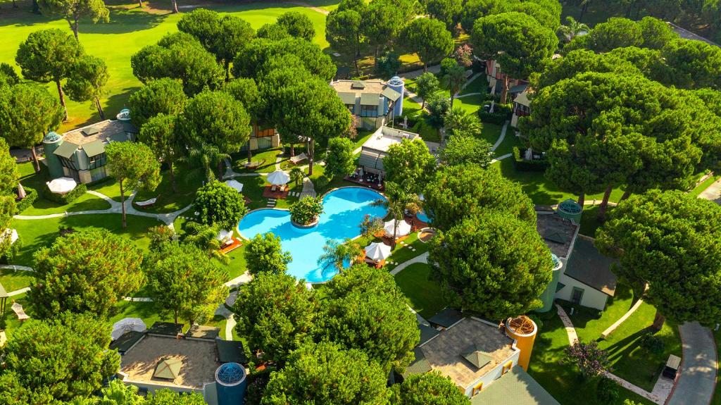 Gloria Verde Doğallığı ile harika bir tatil yap!